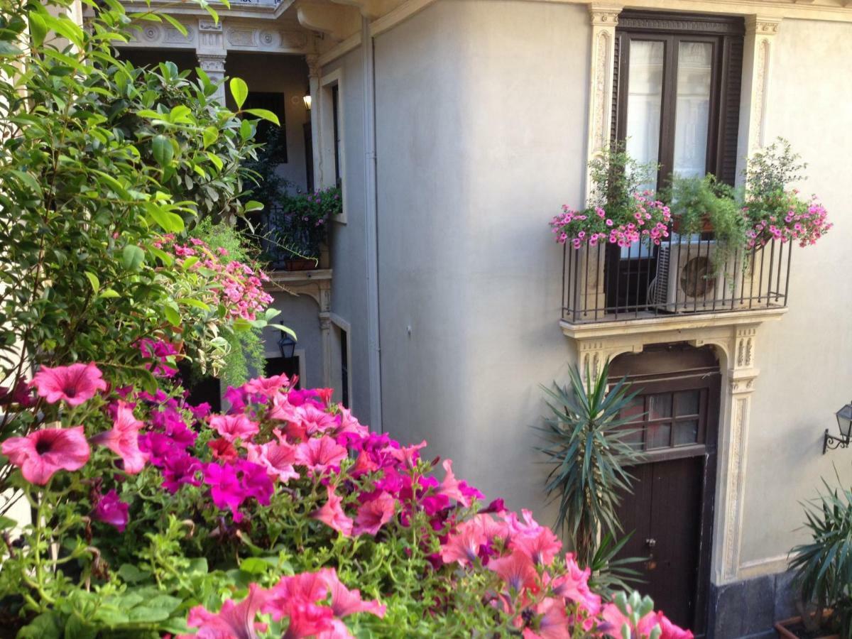 Bed and Breakfast House Vintage Катания Экстерьер фото